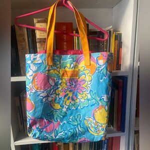 Lilly Pulitzer Estée Lauder Floral Tote
